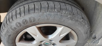 Platišča alu + pnevmatike 185 60 14  škoda, sest VW ugodno