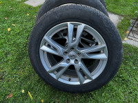 Originalna Volvo platišča, komplet 4 platišč z originalnimi pnevmatika