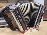 Diatonična harmonika ALPEN (NOVA) 38 CFB OZ 48,85€ mesečno!