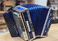 Diatonična harmonika GOLIČNIK CFB 34 oz 29,67€ mesečno