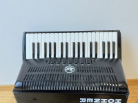 Klavirska harmonika HOHNER BRAVO III, 96 basov