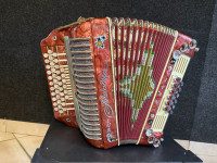 Melodija C-F-B, celuloidna, 38 cm – zelo lepo ohranjena