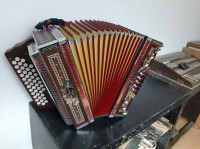 Prodam diatonično harmoniko