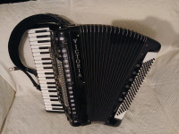 Victoria 120b (Italia) 4/5 ka NOVA .....mog zamjena