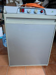 Plinski/Električni hladilnik Visol, 60L