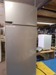 plinski hladilnik dometic190 litrski