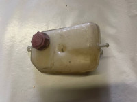 EKSPANZIJSKA POSODA hladilne tekočine FORD ESCORT 6AB-8K218