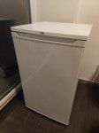 Enovratni hladilnik Beko LED kot nov