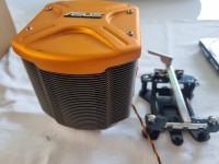Hladilnik Asus z ventilatorjem