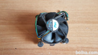 Intel stock hladilnik podnožje 775