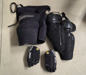 Podarim ščitnike za hokej