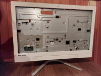 Lenovo vse v enem računalnik z okvaro zaslona