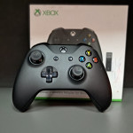 Brezžični kontroler za Xbox + Adapter za Windows