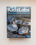 Gojenje geoda kristala - Kidzlabs