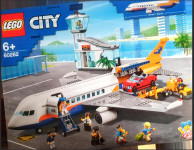 LEGO City 60262 Potniško letalo