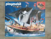 Playmobil piratska ladja