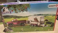 Schleich Horse Club Avto s prikolico za konje
