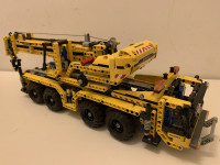 Technic 8053 Mobile Crane - Car Crane Mobile Crane