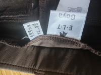 Prodam več dekliških jahalnih hlač