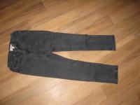 Fantovske jeans hlače, velikost 146