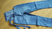 Otroške jeans hlače z naramnicami 164