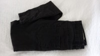 Črne jeans hlače - super skinny fit model