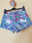 JEANS CVETLIČNE KRATKE HLAČE 34/36
