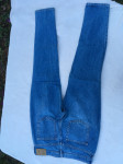 Jeans s kristalčki, št 42, MPC 49,90€