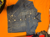 Jeans jakna in bela jaknica nenoseni