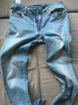 Nove kavbojke Levis, velikosti W33 L34