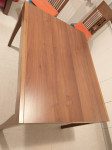 Jedilna miza 120x90 cm, se raztegne na 210 cm