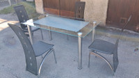 Jedilna steklena miza 160x90x77cm s stoli, kaljeno steklo 1cm, komplet
