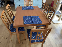Jedilno mizo (raztegljiva) s stoli prodam