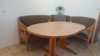 Jedilna miza in kotna klop