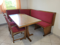 Jedilni kot iz hrasta