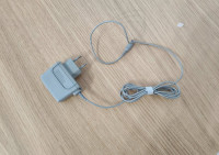 Polnilec za Nintendo konzole