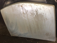 18 pokrov motorja RENAULT hauba 1983