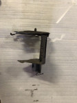 80 sprednji levi nosilec luči AUDI sperdaj levo 8a0915437