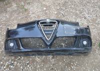 alfa romeo giulietta odbijač spredaj maska sredina rozeta meglenke pre