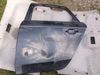 audi a4 2010 vrata levo zadaj zadnja vrata črna barva