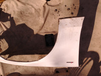 audi a4 b8 2008 s line blatnik desno poškodovan original desni