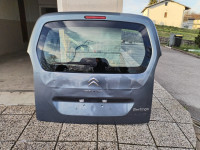 Citroen Berlingo vrata prtljažnika - poškodovana