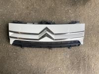 Citroen Jumpy L2010 Okrasna Maska znak