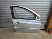 Clio 3 SPREDNJA DESNA VRATA 2005-2012