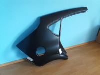 Novi desni bok SEAT LEON