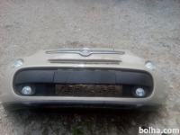 fiat 500l odbijač spredaj prednji odbijač original sprednji