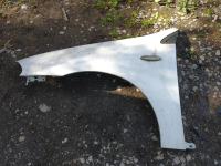 fiat croma 2005 blatnik levo desno blatnika bela barva