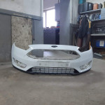 FORD FOCUS 1.0, LETNIK 2015 ODBIJAČ IN LOPUTA