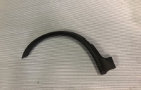 GOLF 2 II sprednja leva obroba VW levo spredaj plastika blatnika