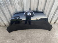 Peugeot 107 sprednja hauba